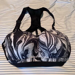 🔴SOLD 🔴Victoria’s Secret’s Sports Bra